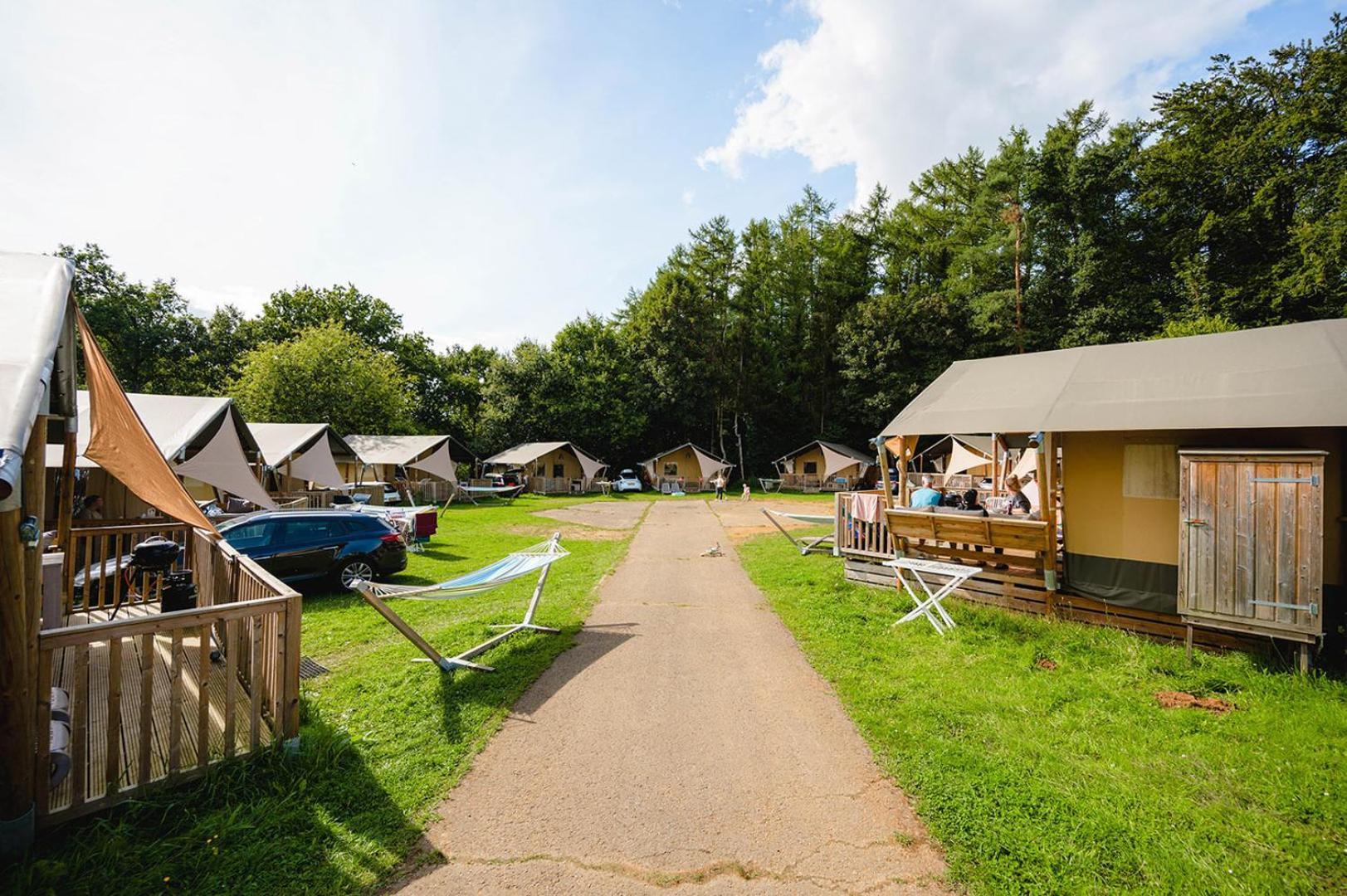 Glamping *